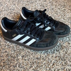 Adidas Samba kids shoes black and white size 3
